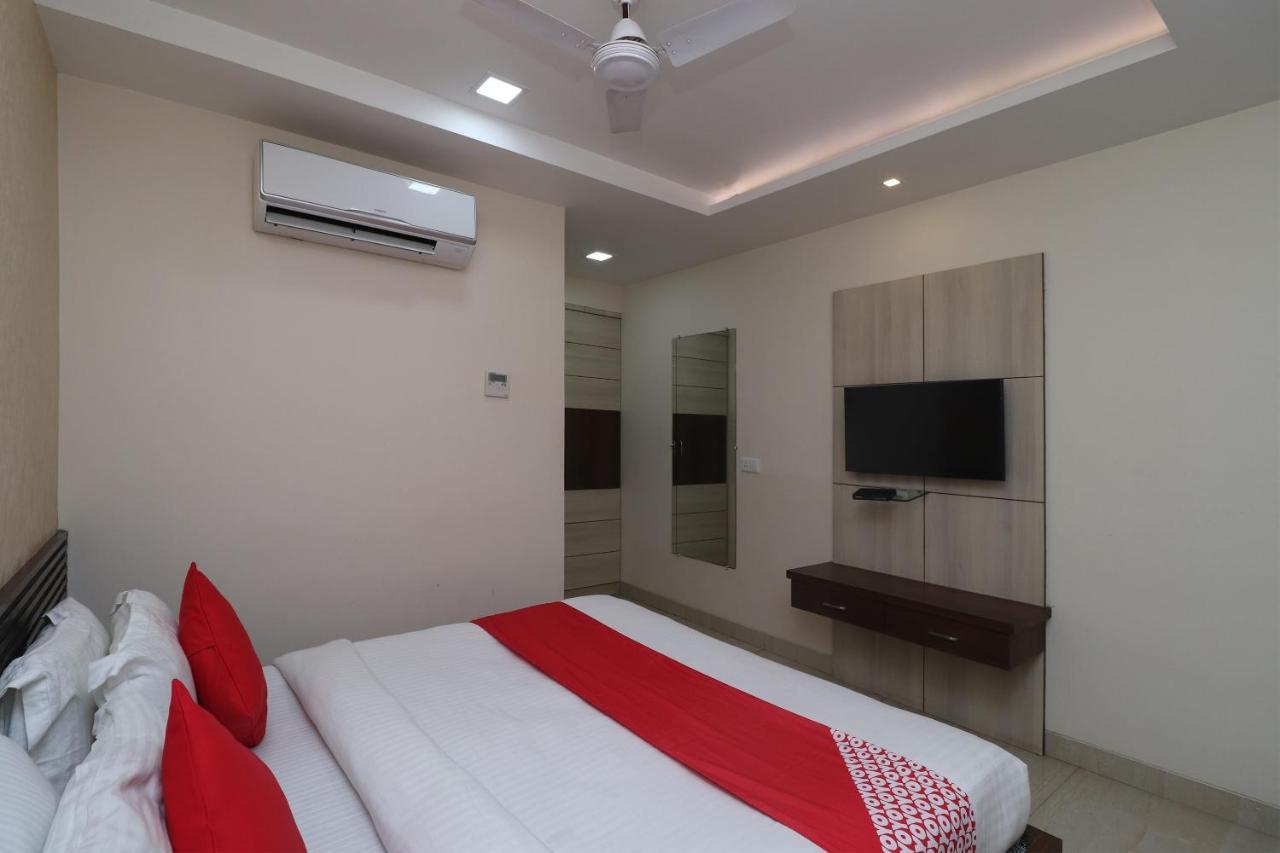 Oyo 29382 Golden Laurel Inn Deoria Eksteriør billede