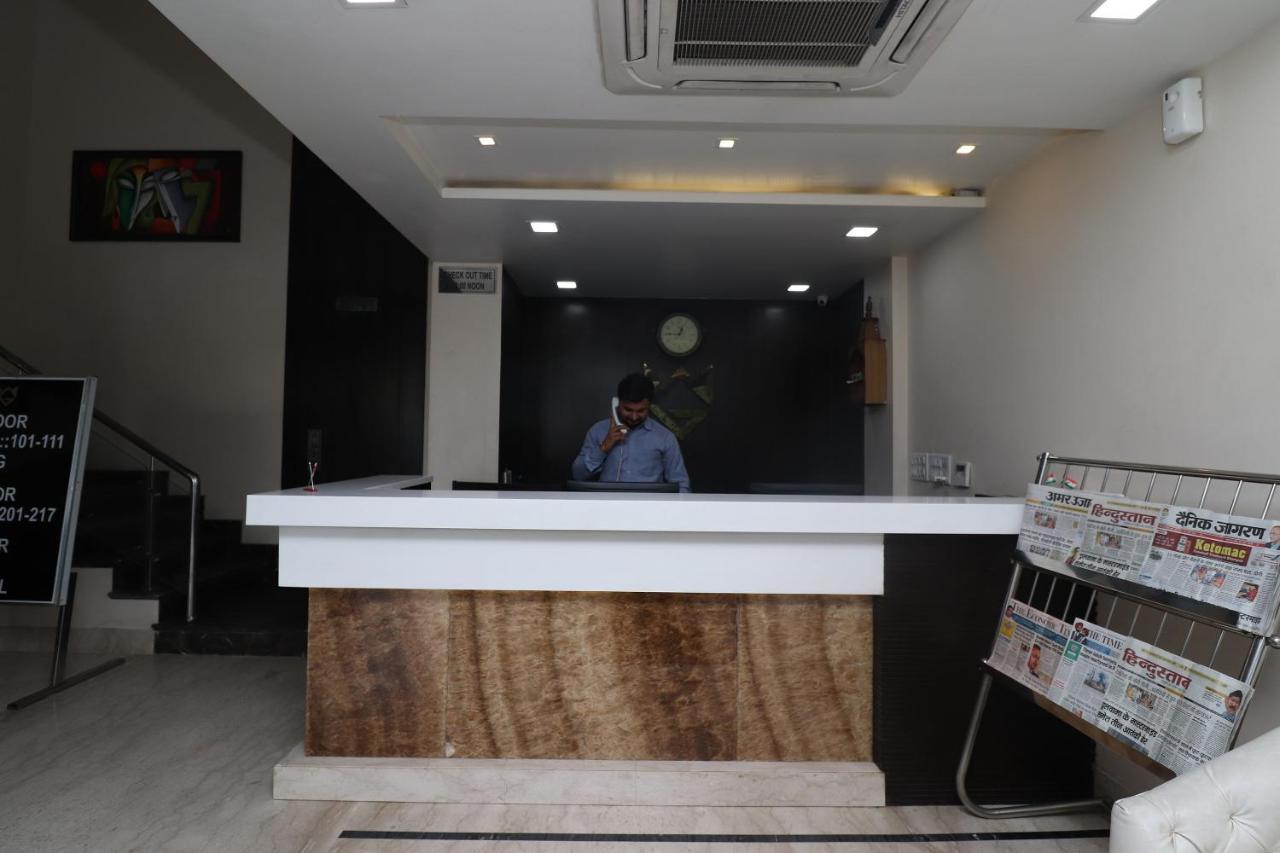 Oyo 29382 Golden Laurel Inn Deoria Eksteriør billede