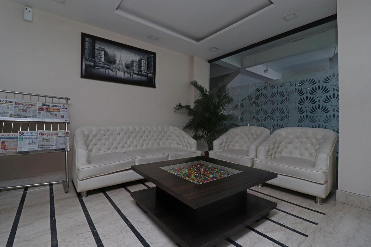 Oyo 29382 Golden Laurel Inn Deoria Eksteriør billede