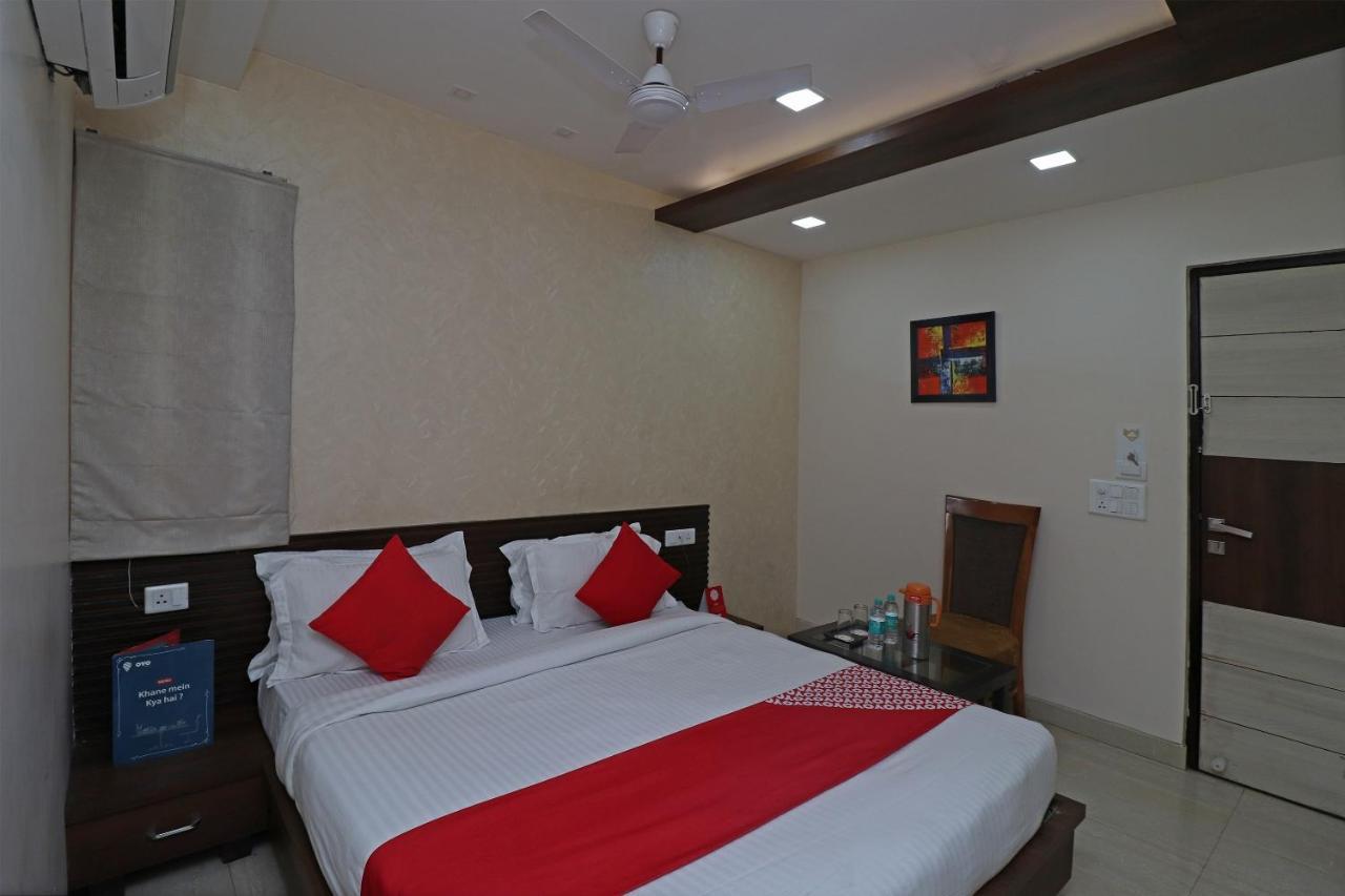 Oyo 29382 Golden Laurel Inn Deoria Eksteriør billede